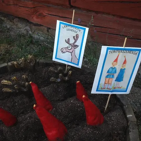 Oda ve Kahvaltı Joulupukin Piilopirtti *